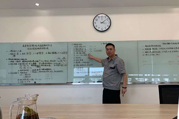 共勉-江苏喷塑设备厂斯普瑞涂装应邀参加客户企业会议！