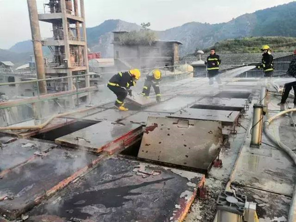 静电喷塑设备厂家：安全无小事，关注身边的点滴